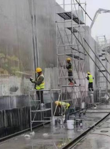 西双版纳球场翻新地面是一个涉及